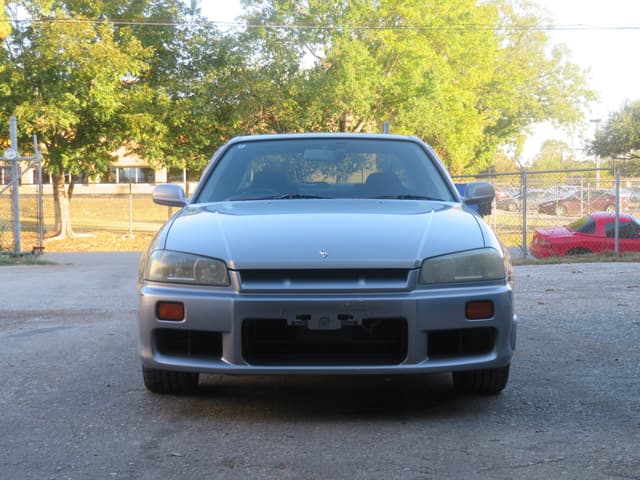 1998 Nissan Skyline JDM car for sale — photo 3 of 22