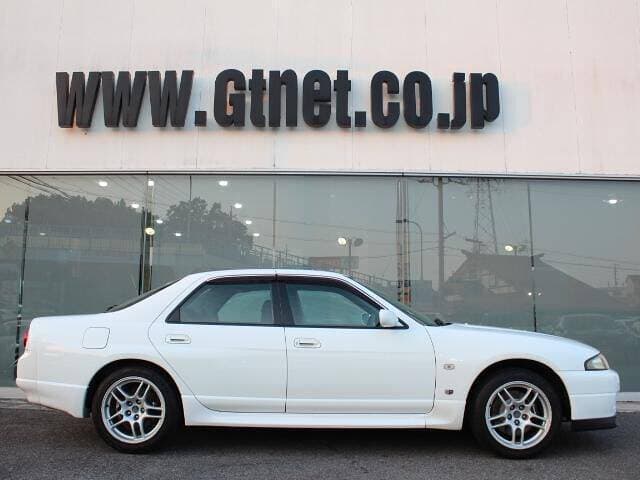 1998 Nissan Skyline JDM car for sale — photo 10 of 12