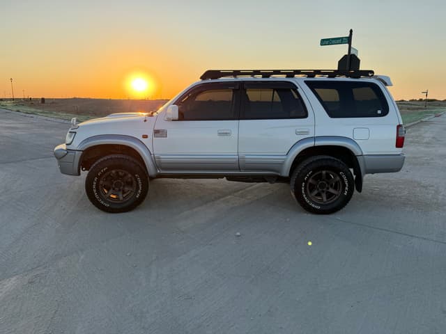 1999 Toyota Hilux Surf JDM car for sale — photo 5 of 25