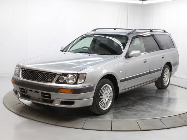 1997 Nissan Stagea JDM car for sale — photo 2 of 25