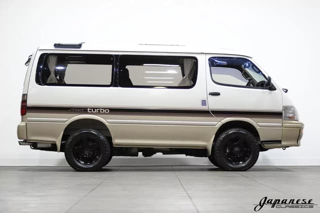 1995 Toyota HiAce JDM car for sale — photo 5 of 25