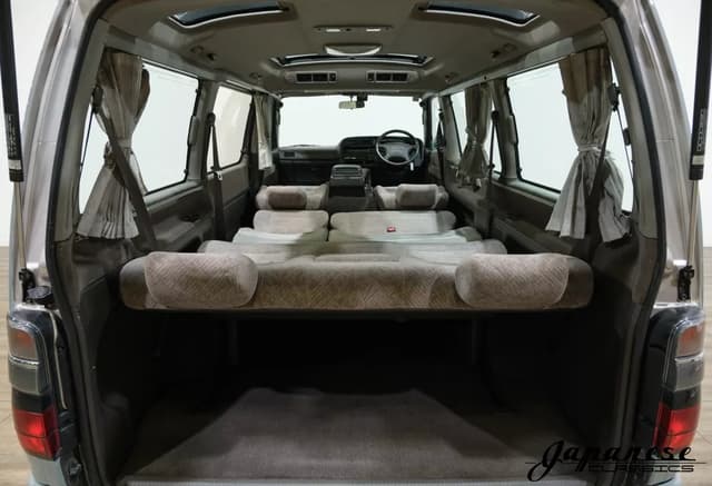 1998 Toyota HiAce JDM car for sale — photo 22 of 25