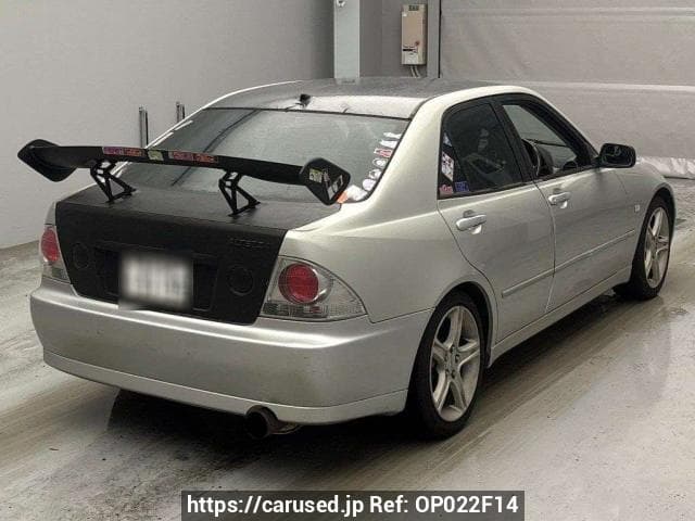 1998 Toyota Altezza JDM car for sale — photo 2 of 3