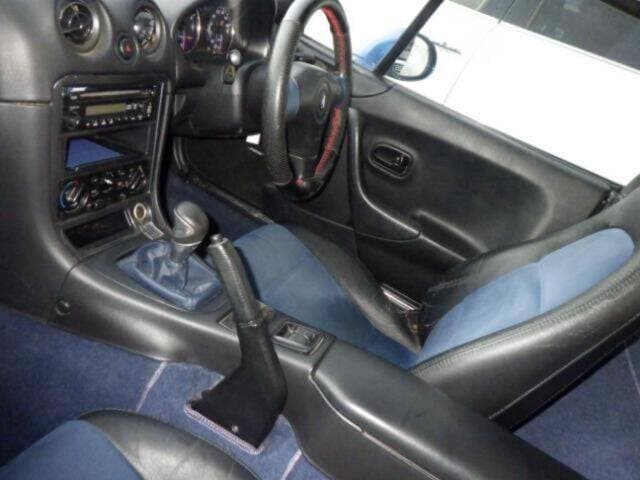 1999 Mazda Roadster (Eunos Roadster / MX-5) JDM car for sale — photo 6 of 8