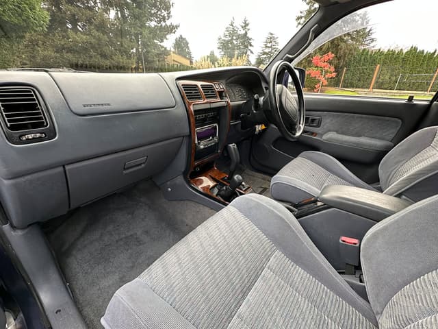 1996 Toyota Hilux Surf JDM car for sale — photo 20 of 25