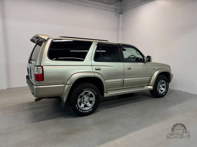 2001 Toyota Hilux Surf JDM car for sale — photo 19 of 25