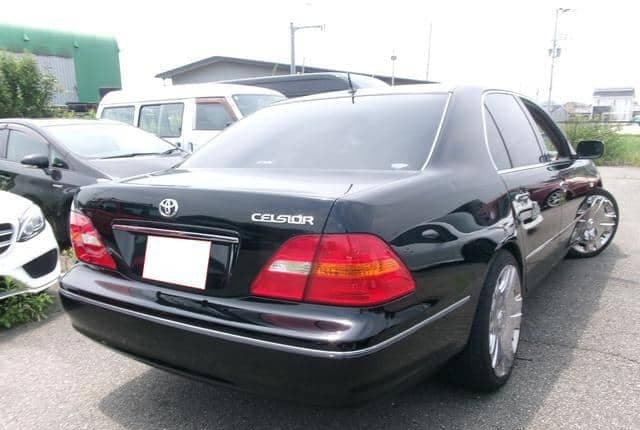 2001 Toyota Celsior JDM car for sale — photo 7 of 17
