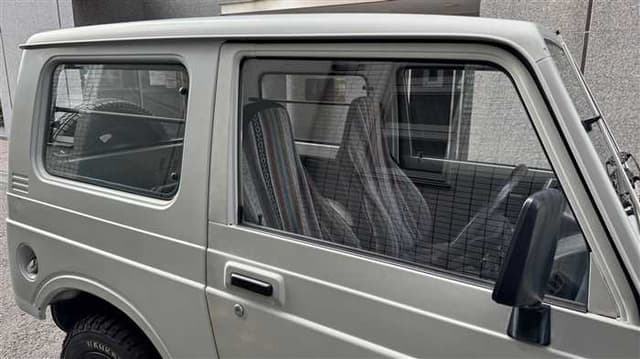1991 Suzuki Jimny JDM car for sale — photo 24 of 25