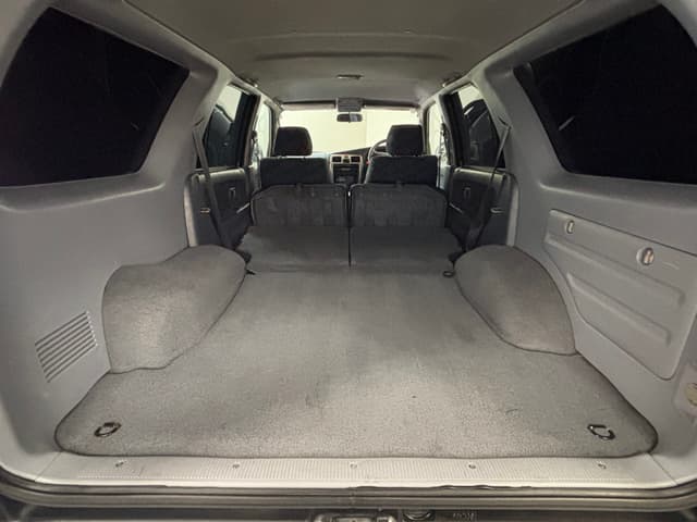 1999 Toyota Hilux JDM car for sale — photo 16 of 25