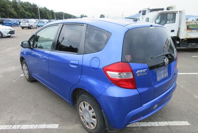 2011 Honda Fit JDM car for sale — photo 3 of 25