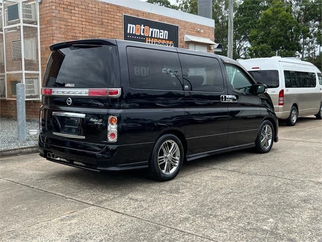 2006 Nissan Elgrand JDM car for sale — photo 6 of 16