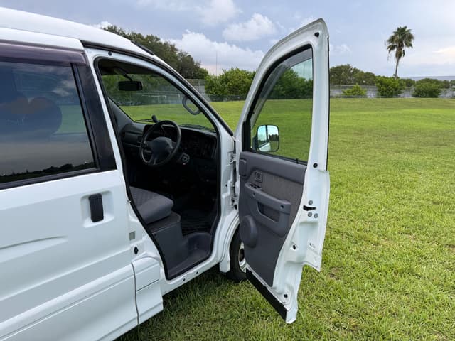 2001 Daihatsu Atrai JDM car for sale — photo 11 of 25