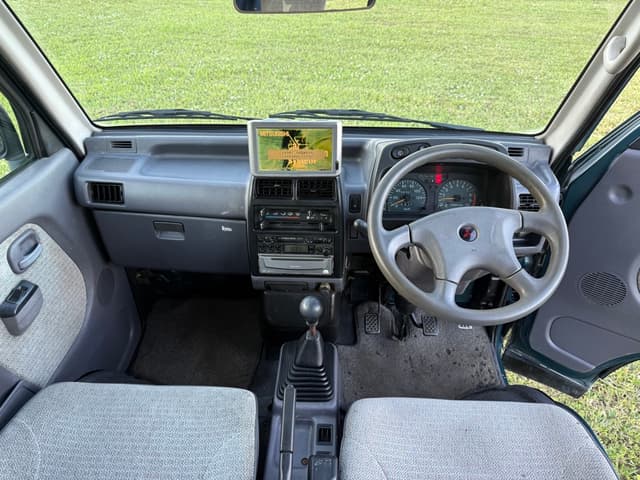 1998 Mitsubishi Bravo Minivan JDM car for sale — photo 22 of 24