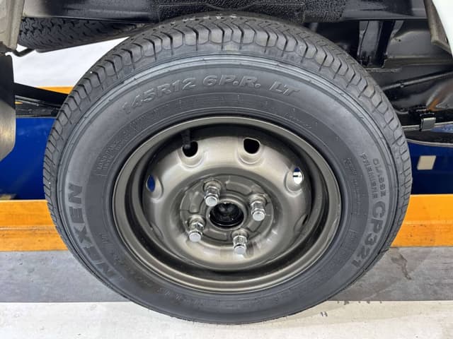 2000 Suzuki Carry JDM car for sale — photo 14 of 23