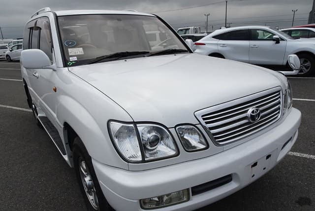 2001 Toyota Land Cruiser JDM car for sale — photo 8 of 10