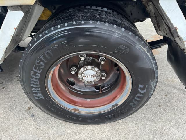 1998 Isuzu Elf JDM car for sale — photo 14 of 14