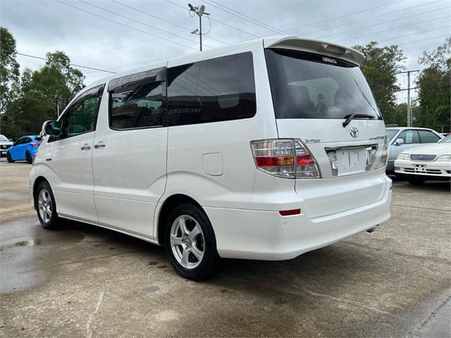 2007 Toyota Alphard JDM car for sale — photo 8 of 18