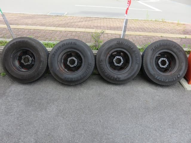 1997 Toyota Land Cruiser JDM car for sale — photo 13 of 14