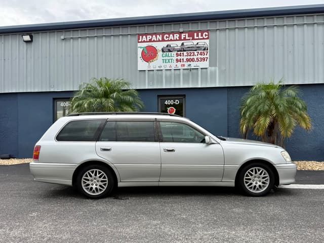 2001 Toyota Crown JDM car for sale — photo 11 of 23