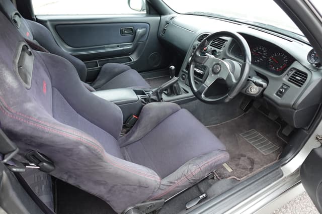 1996 Nissan Skyline JDM car for sale — photo 6 of 19