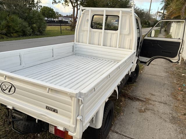 1997 Nissan Vanette JDM car for sale — photo 11 of 12