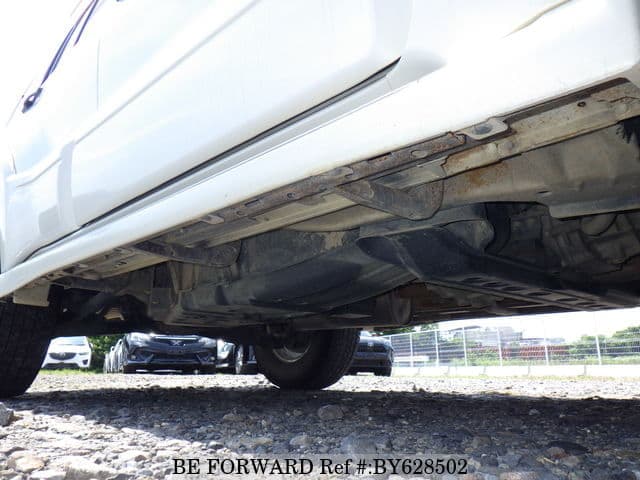 2005 Mitsubishi Pajero JDM car for sale — photo 21 of 25