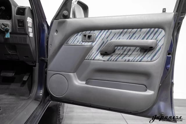 1996 Toyota Land Cruiser Prado JDM car for sale — photo 19 of 25
