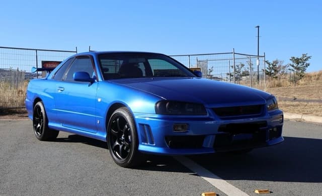 2000 Nissan Skyline JDM car for sale — photo 4 of 11