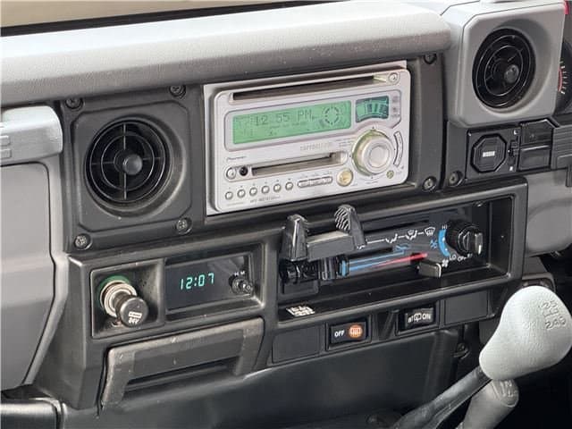 1996 Toyota Land Cruiser JDM car for sale — photo 11 of 25