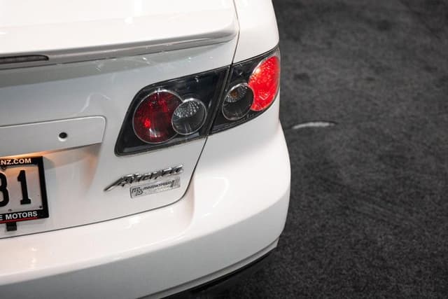 2006 Mazda Atenza JDM car for sale — photo 8 of 19