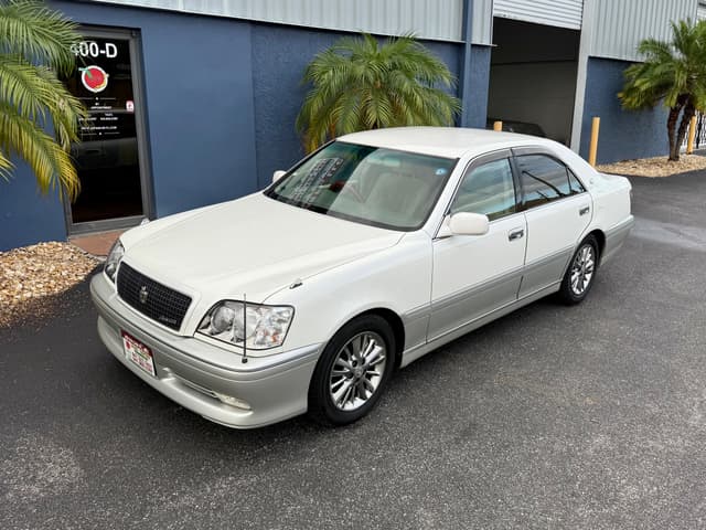 1999 Toyota Crown JDM car for sale — photo 13 of 21
