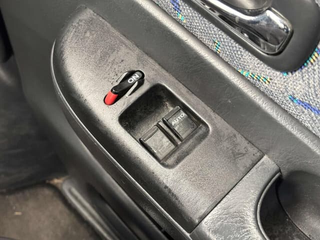 2001 Honda Vamos JDM car for sale — photo 17 of 25