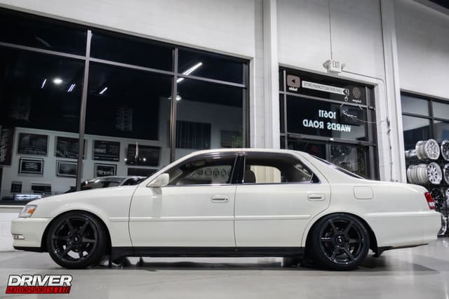 1997 Toyota Cresta JDM car for sale — photo 7 of 25