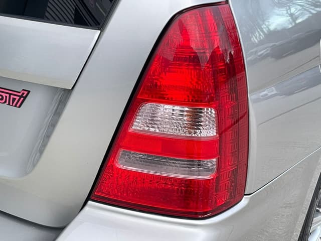 2004 Subaru Forester JDM car for sale — photo 21 of 25