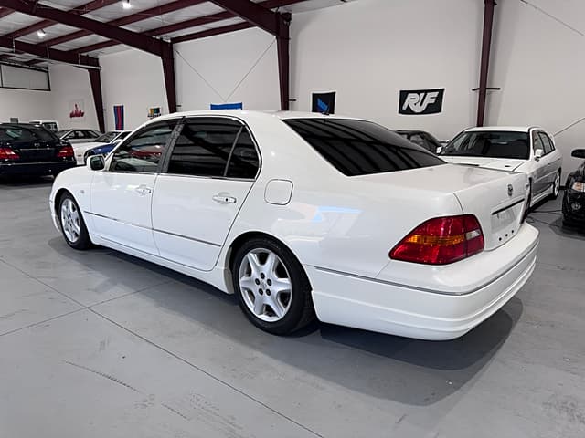 2000 Toyota Celsior JDM car for sale — photo 3 of 25