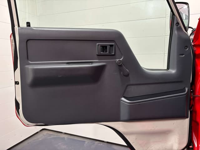 1999 Toyota Dyna JDM car for sale — photo 21 of 25