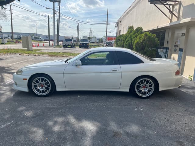 1998 Toyota Soarer JDM car for sale — photo 3 of 17