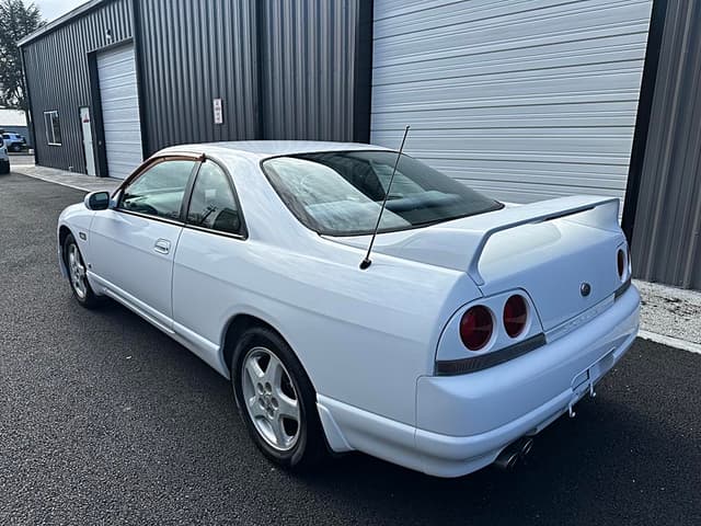 1996 Nissan Skyline JDM car for sale — photo 10 of 20