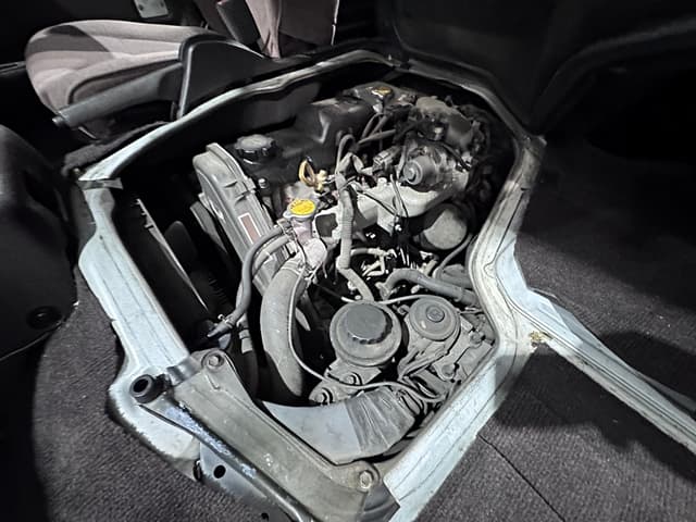 1999 Toyota HiAce JDM car for sale — photo 18 of 25