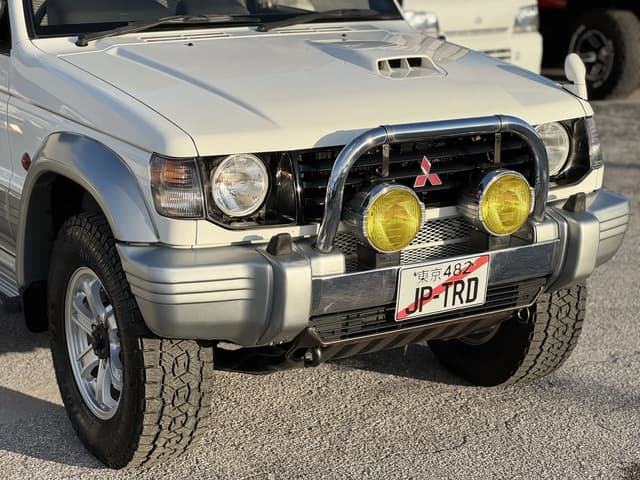 1996 Mitsubishi Pajero JDM car for sale — photo 5 of 25
