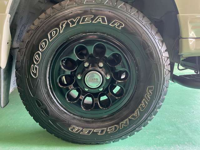 1998 Mitsubishi Delica JDM car for sale — photo 14 of 15