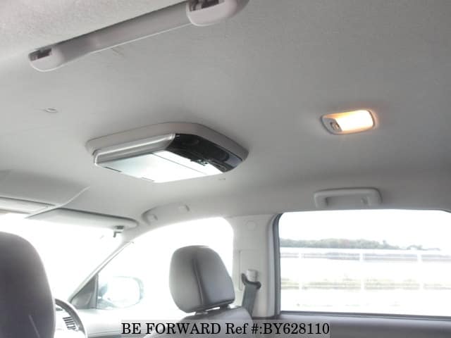 2010 Mitsubishi Outlander JDM car for sale — photo 24 of 25