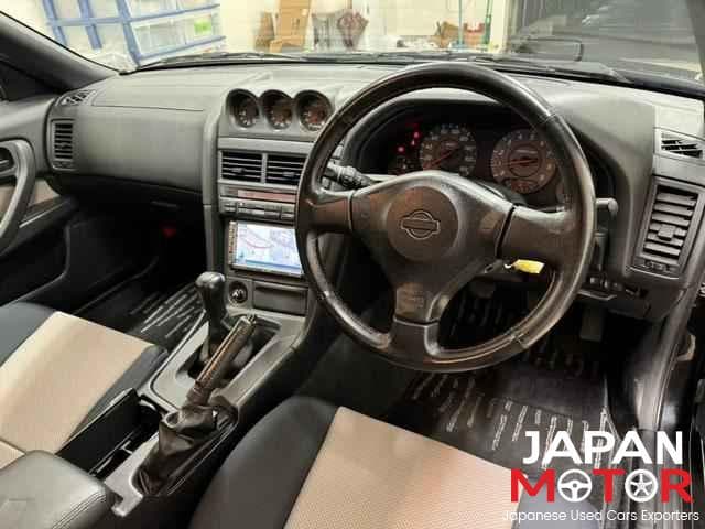 1999 Nissan Skyline JDM car for sale — photo 3 of 10