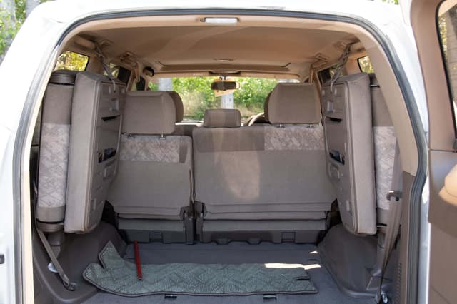 2001 Toyota Land Cruiser Prado JDM car for sale — photo 17 of 21
