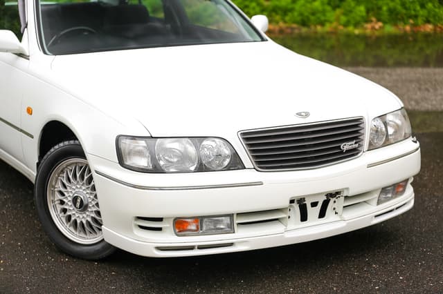1996 Nissan Cima JDM car for sale — photo 22 of 25