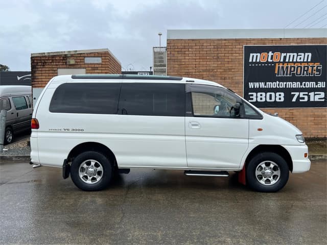 2002 Mitsubishi Delica JDM car for sale — photo 5 of 16