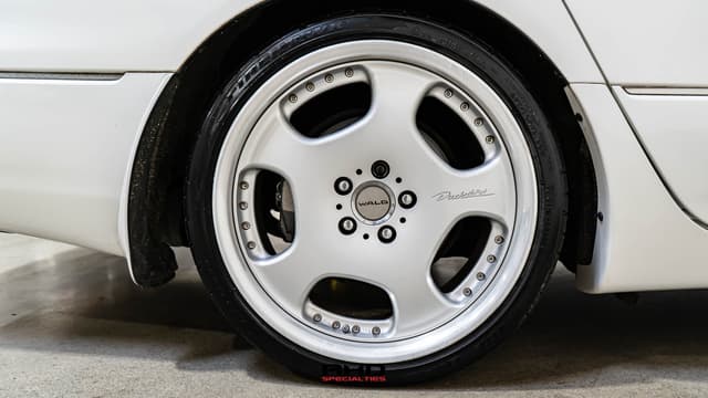 2001 Toyota Celsior JDM car for sale — photo 9 of 25