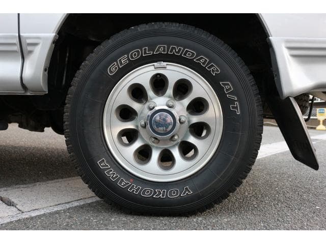 1992 Mitsubishi Delica JDM car for sale — photo 9 of 25