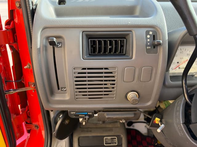 1998 Daihatsu Midget JDM car for sale — photo 15 of 18