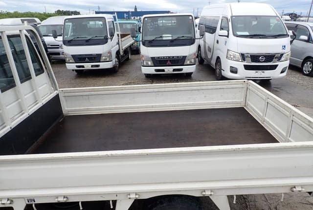 2002 Toyota Townace JDM car for sale — photo 19 of 25